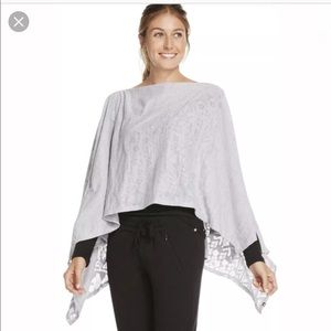 🔥FINAL SALE!!!!! FABLETICS SHRUG🔥